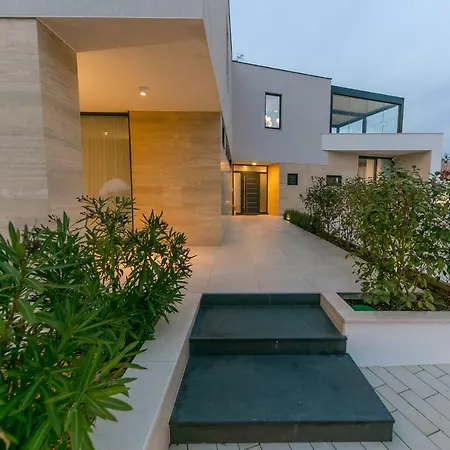 Villa Korina *